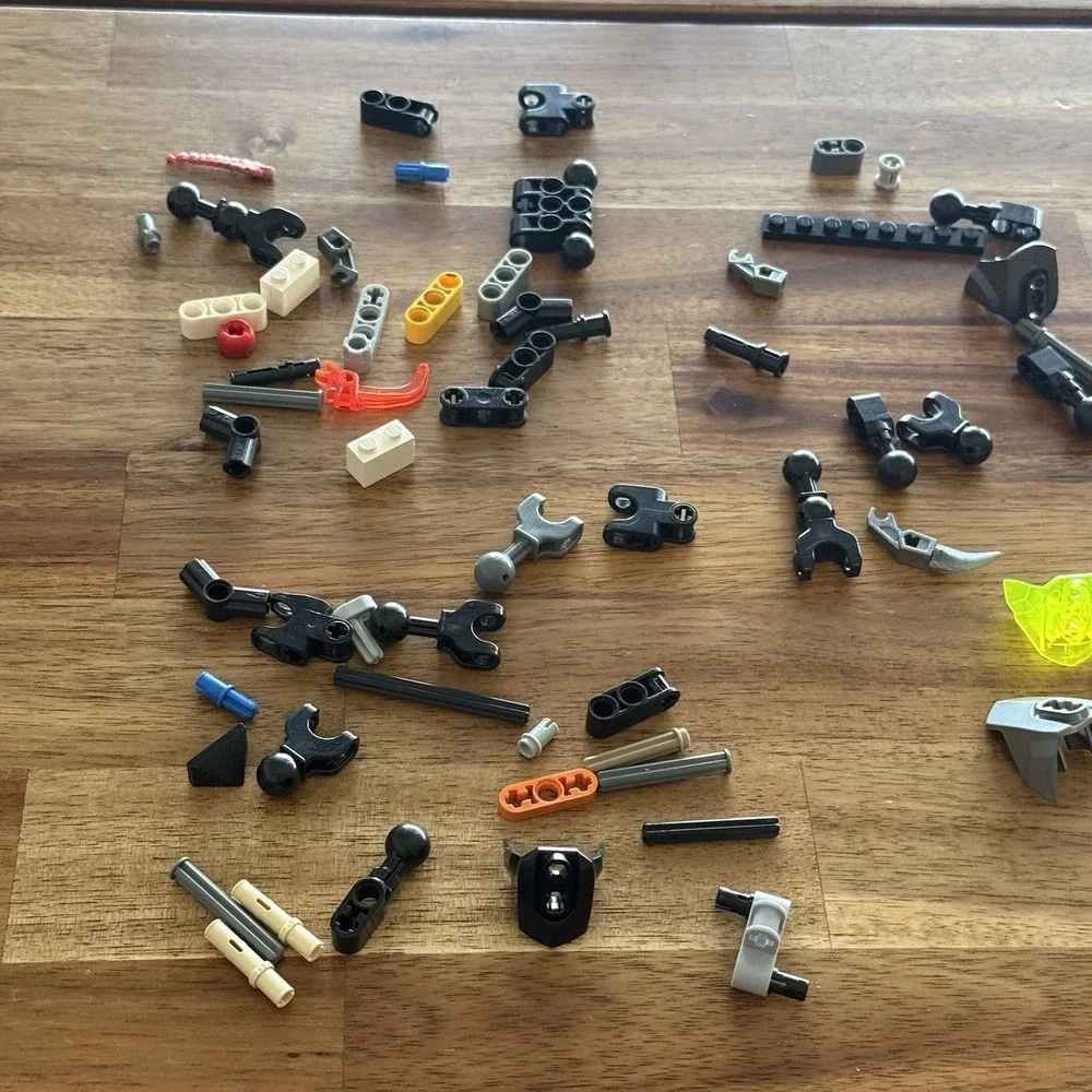 Lego more than